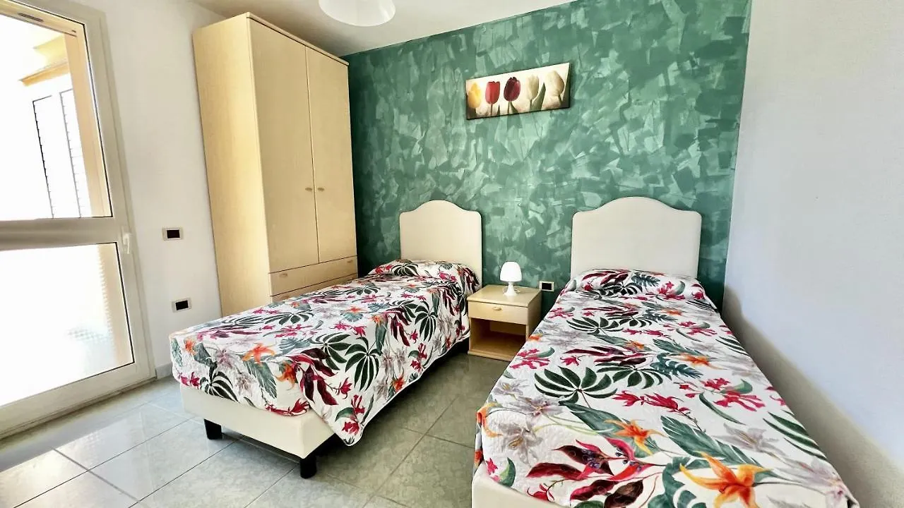 Mare Azzurro Aparthotel Cardedu 3*,