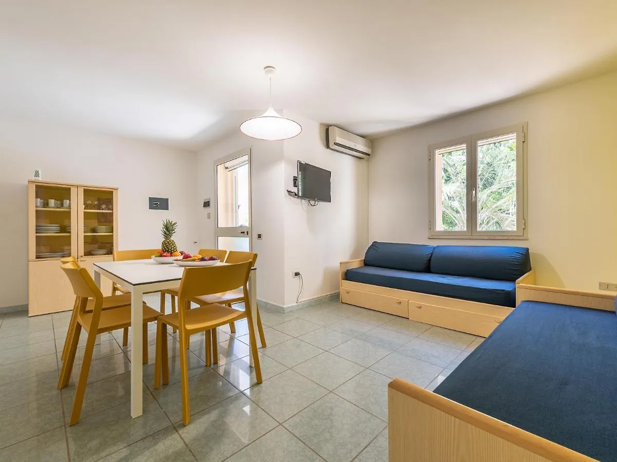 Aparthotel Mare Azzurro Cardedu 3*,  Italia