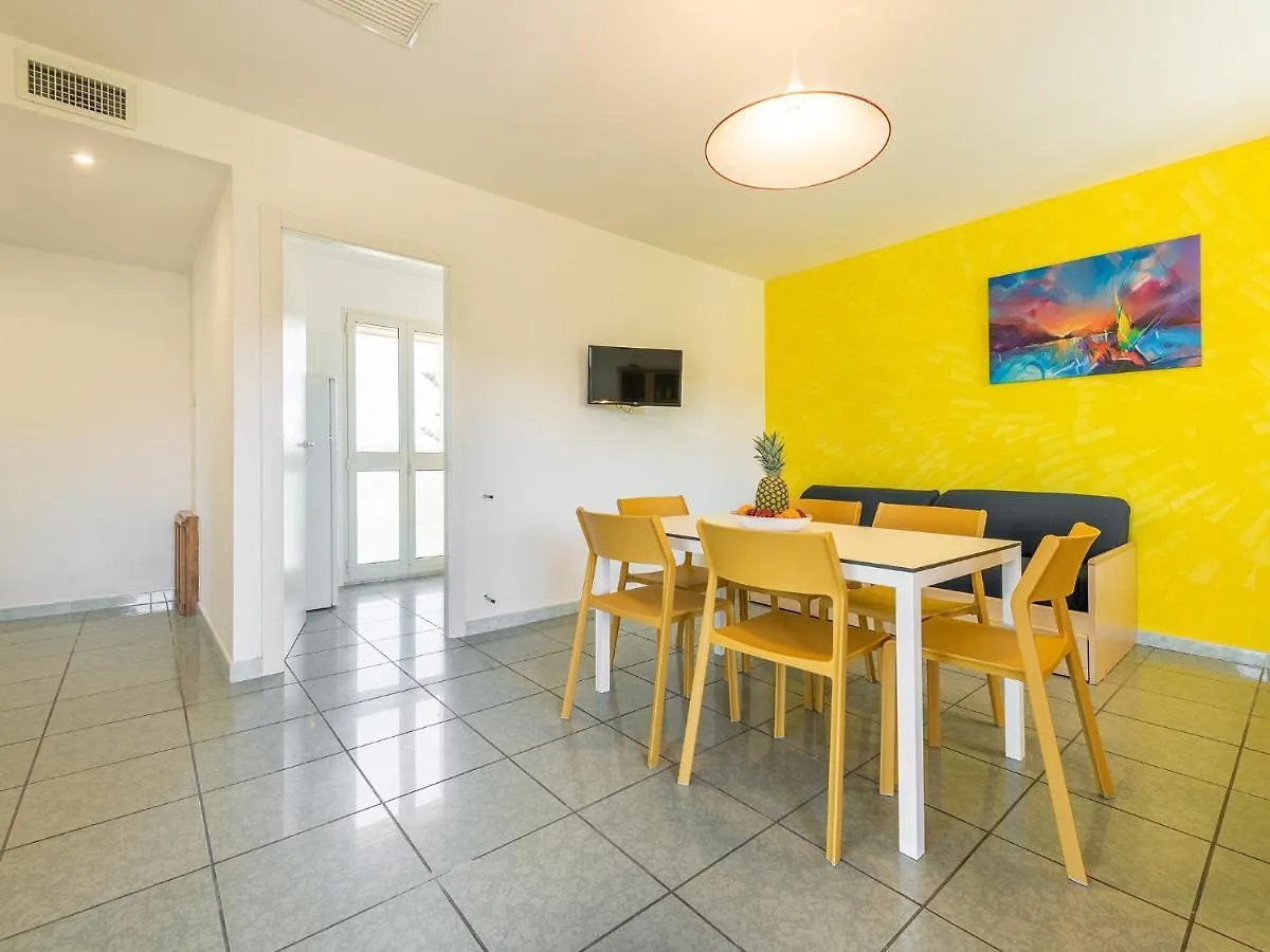 Mare Azzurro Aparthotel Cardedu 3*,