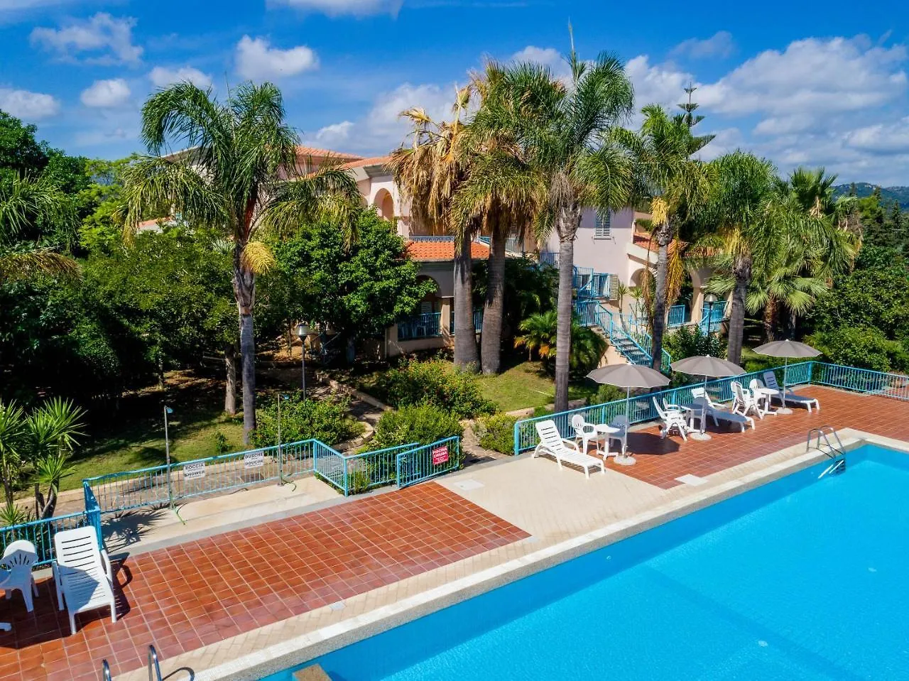 Aparthotel Mare Azzurro Cardedu Italia